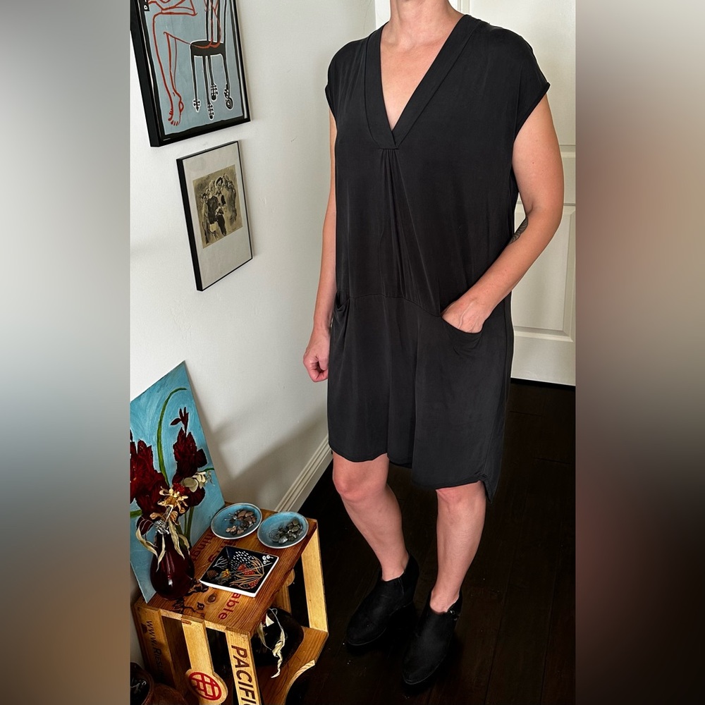 Dolan Black V-neck Dress Med